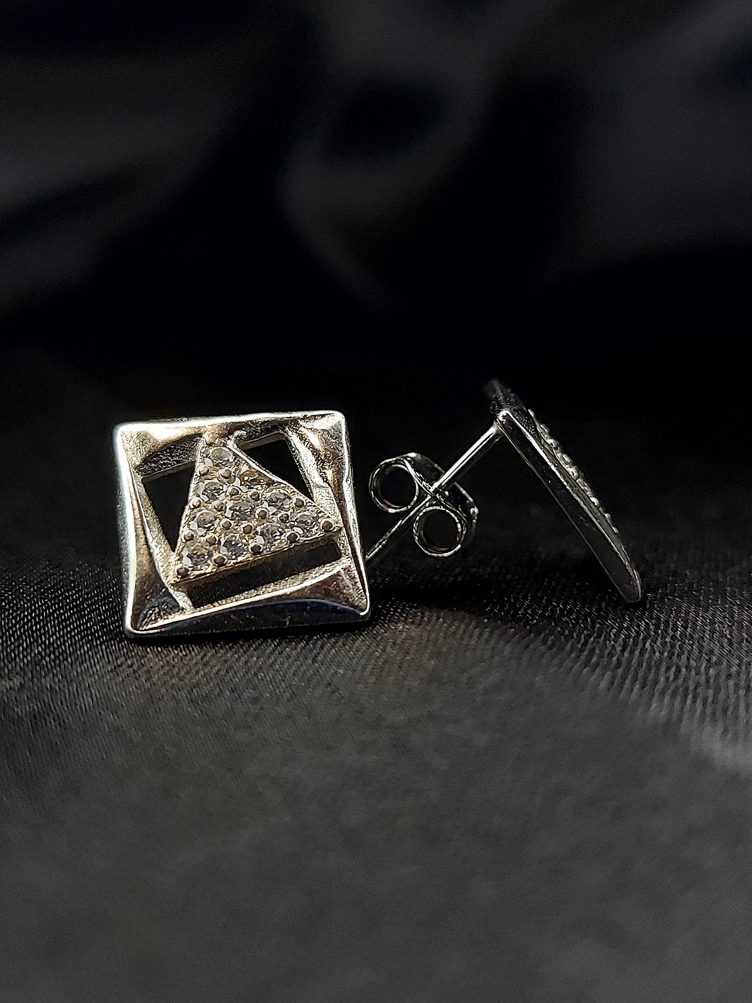 Silver square earring