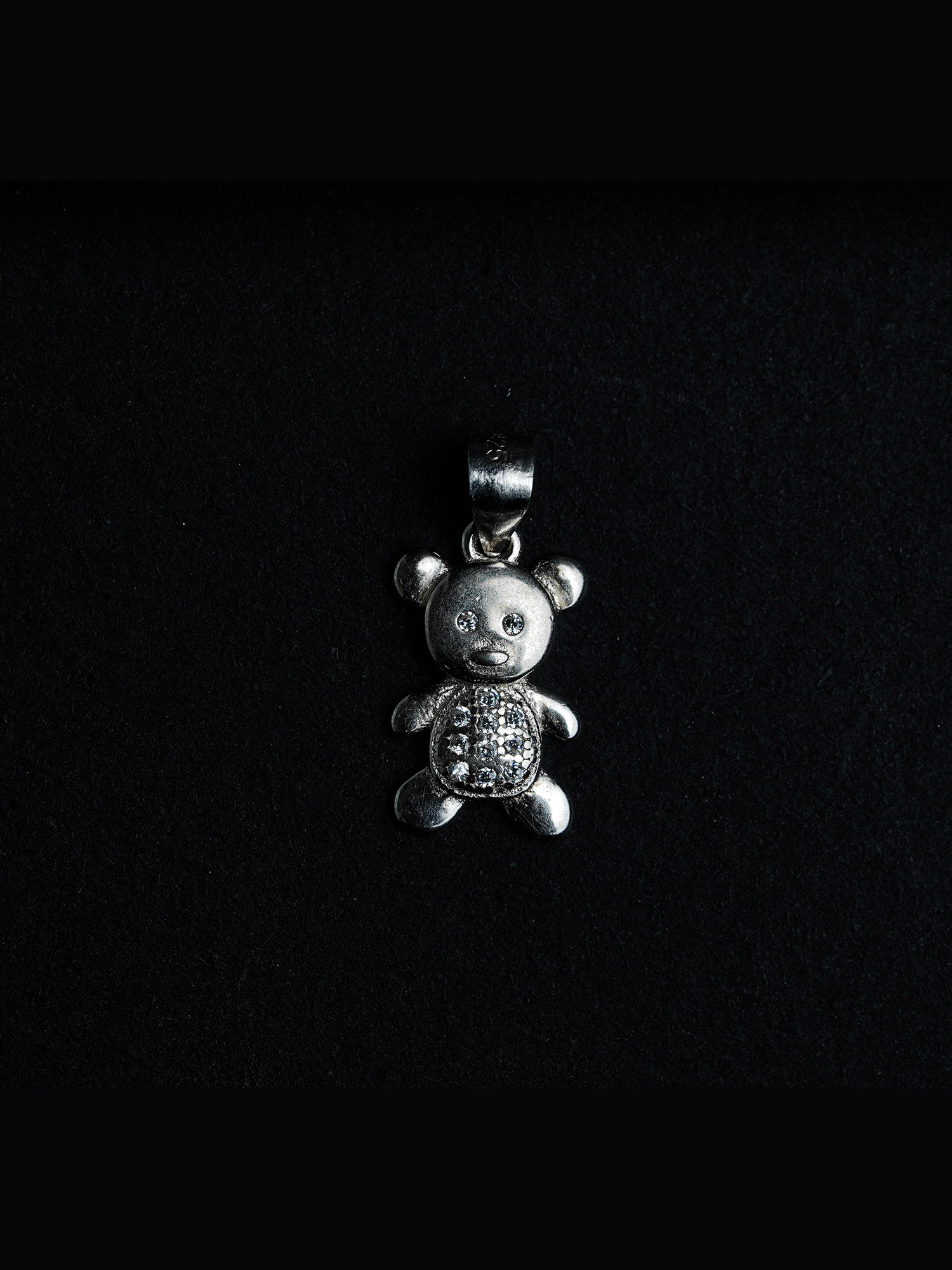 Silver teddy pendent